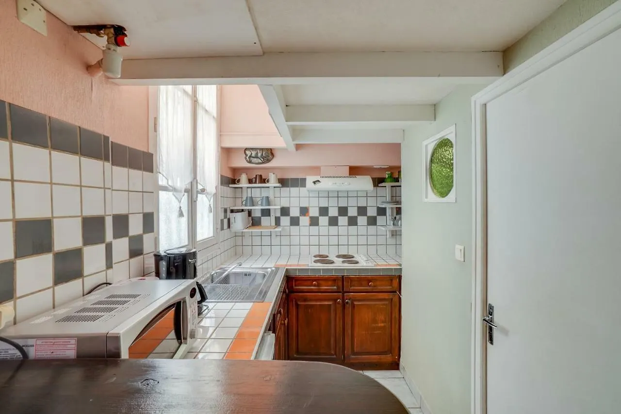 Id 216 Cosy Duplex Tour Eiffel Area Apartment Paris